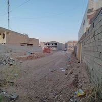 الزهور الخامسة • ٢٠٠م • واجهة ١٠م