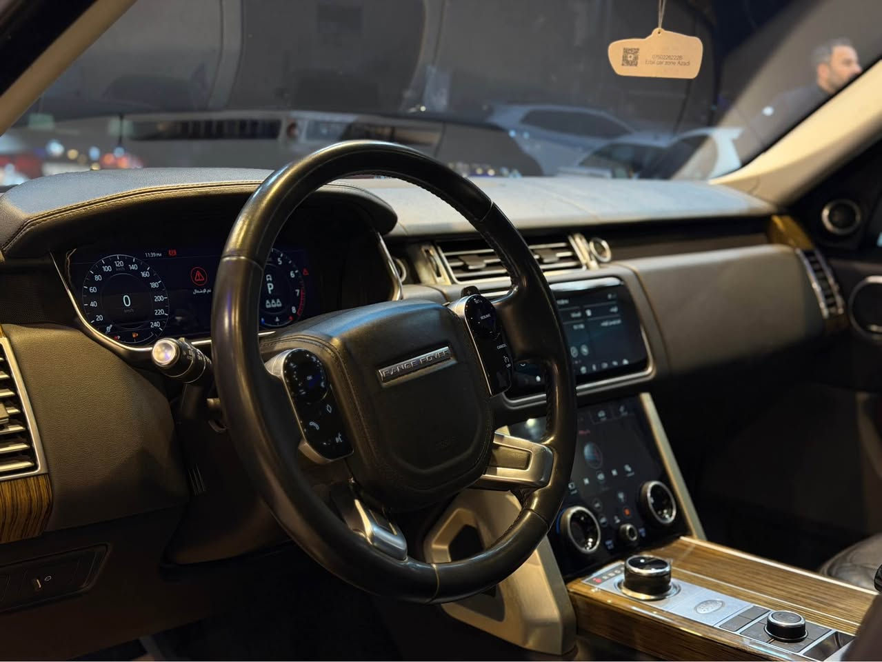range rover vogue  2019    V6     HSE✅ 

‎موديل  2019

‎اخوان  سيارة    زيرو شركة  سردار    وارد خليجي

مكفول كفالة عامة   بدون صبغ بدون شخط و تعديل  دعامي لدعامي شرط      

‎دعام لدعامي  شرط فحس  سونر   

‎80000   كم  حقيقي ماشي

‎2 بسمة بلادي موجود 
 
‎مواصفات  فول 1/1   بلاك 
  
‎بانوراما 

‎دوسة كهرباي بلادي

‎باب سندوك شفوط
‎كشنات جلد  ميموري  هيتر 

‎حساسات خلفي امامي

‎جگات  تصعت تنزل
‎گيج اليكتورني
‎4 باب بسمة
‎باقي هواية مواصفات

‎لايتات زينون متحرك علي ستيرن
‎مرايات  رادار
‎ويل 22  انج  بلادي
  
  425  $   🔥🔥

‎مكان سيارة اربيل 
‎    فايبر. و وتساب.    ***********
0775 9097771 أربيل, العراق

