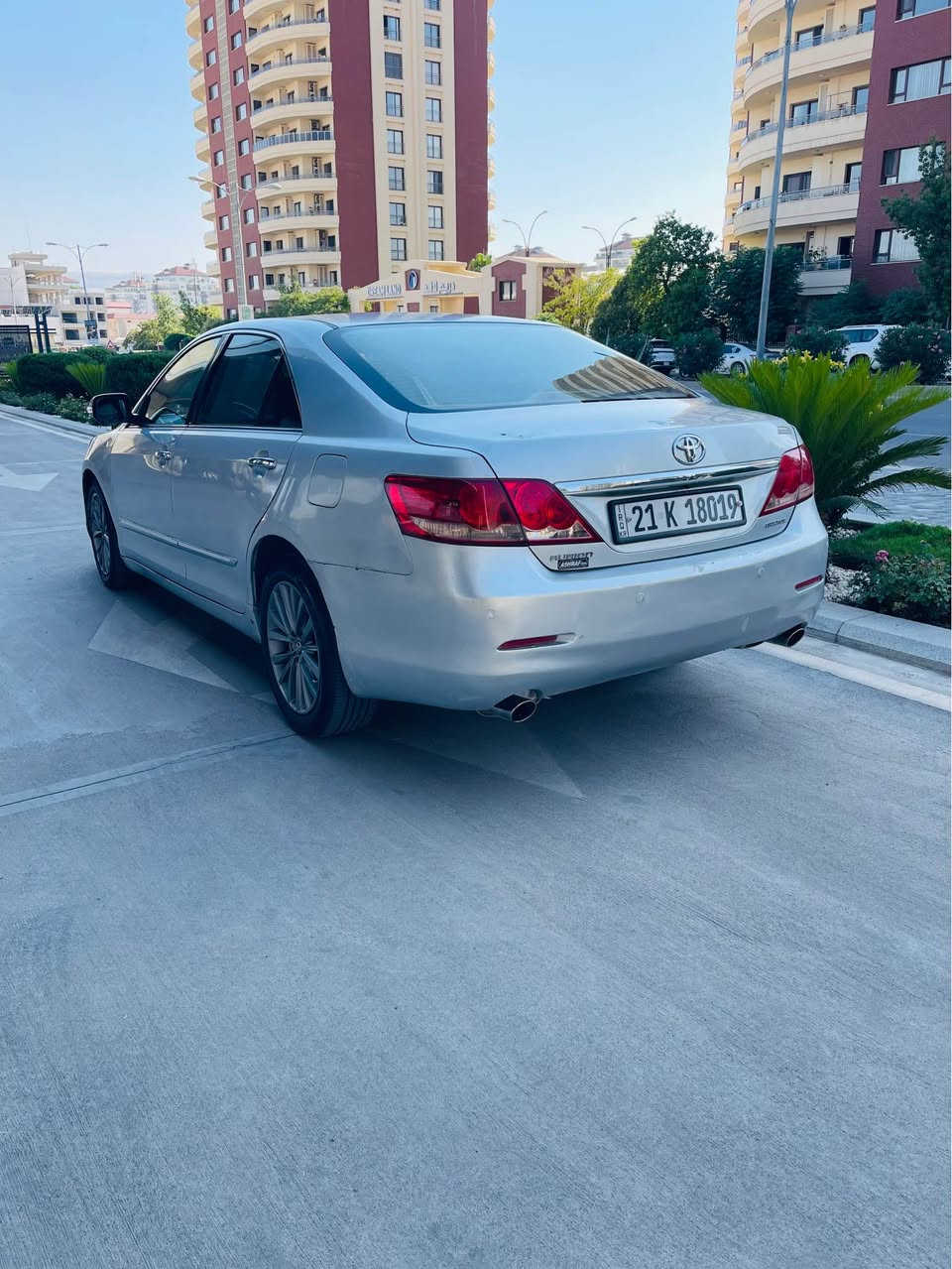 فروشتن و گورينةوة 

تويتا ئۆروين V6شةش پستون 
2008
فوول مواصفات خةليجي 

بصمة 
صلايت 
ناو زةرد و قةيسي 
بةخي ئاو 
حاصة 
كاميرا 
شاشة ئايپاد 
كوشن جلد 
هةردوو كوشن پيشةوة كارةبا 
گيرئؤتوماتيك و عادي 

گيرو مةكينةي بةشةرت  مةكينةي بةس قةباغي سةرةوةي كراوةتةوة 

بوياغ حيزام نية و سةقفي بوياغي نية كال بونةوةشي نية 
 
ژمارةي موبايل و واتصاب/*********** السليمانية, العراق
