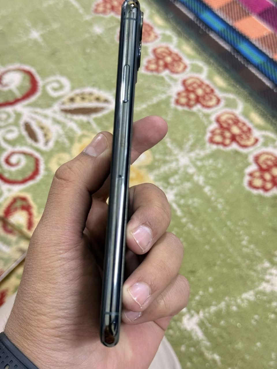 السلام عليكم جهاز أيفون ١١ برو ماكس للبيع نضيف جدا شخط ما بي لا مفتوح ولا مصلح بطارية ٨٧ ذاكرة ٢٥٦ السعر ٣٢٥ وبي مجال بسيط العنوان بغداد الرشاد الرقم *********** هاذ الرقم واتساب فقط
