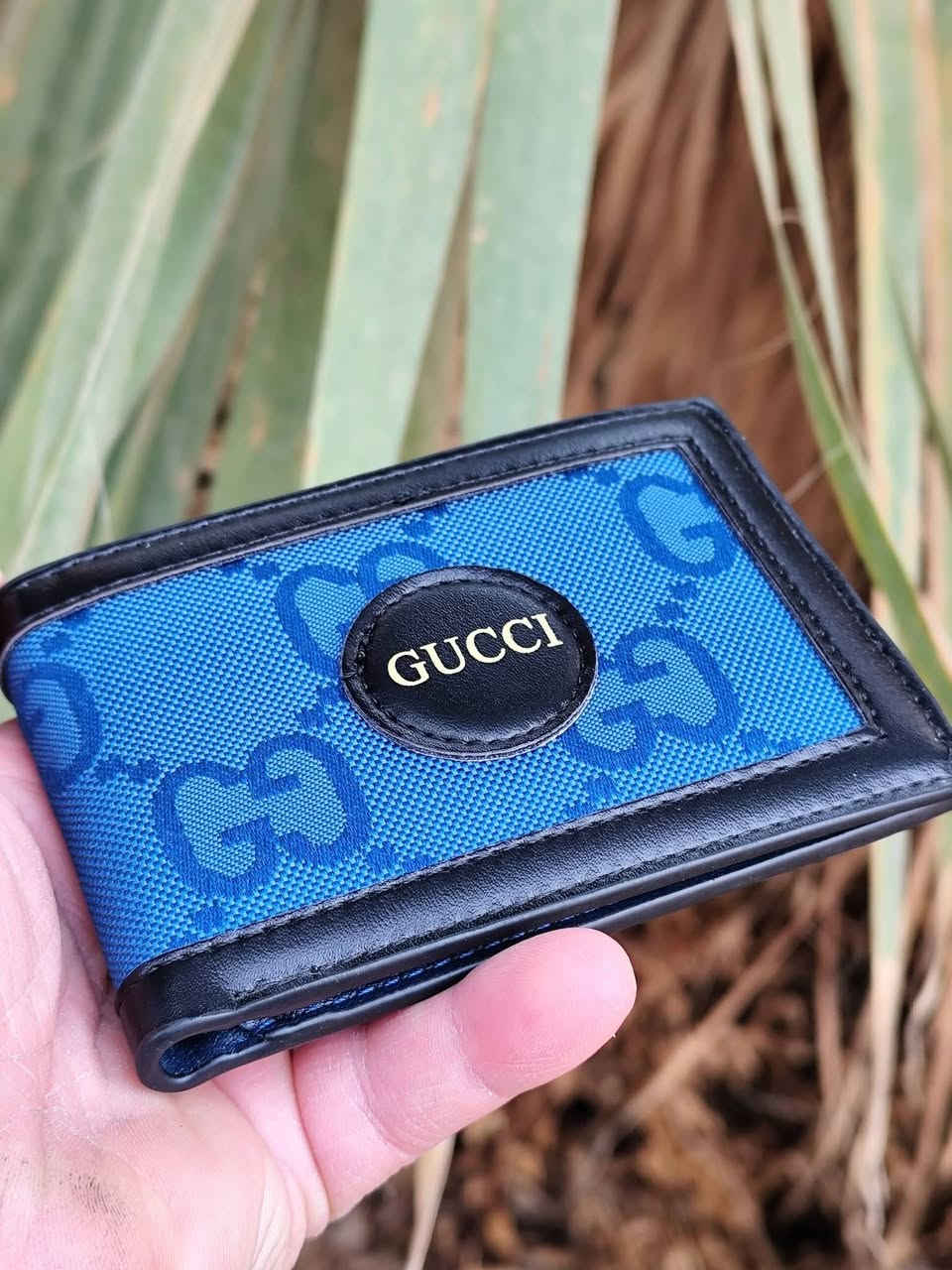 پألوان زاهيه الجميله كوجي 

محفظه رجالية نظافة 100%
تحفظ كل مستمسكات الشخصية والباجات
تحفظ كل فآت العملات النقديه
لون ازرق ذو أبعاد متموجه مزخرف مطعمه بالجلد الاسود
كجول ورسمي
قطعه راقيه مال هدايه واقتناء
تجيك بعلبه حافظه مع الكارت

سعر المحفظه 20 الف
التوصيل مجاني لكل محافظات العراق

للحجز التواصل على الخاص( ترسل رقمك وعنوانك الكامل )

اضغط على متابعه للصفحه لمشاهدة كل ما يليق بأنقاتك
من متجر الاقتناء والهدايا الفخمه ( انس براند للاناقه العامه )


**إذا كنت صاحب هذا الإعلان وتريد حذفه لأي سبب، رجاءا أرسل رسالة إلى الدعم الفني**