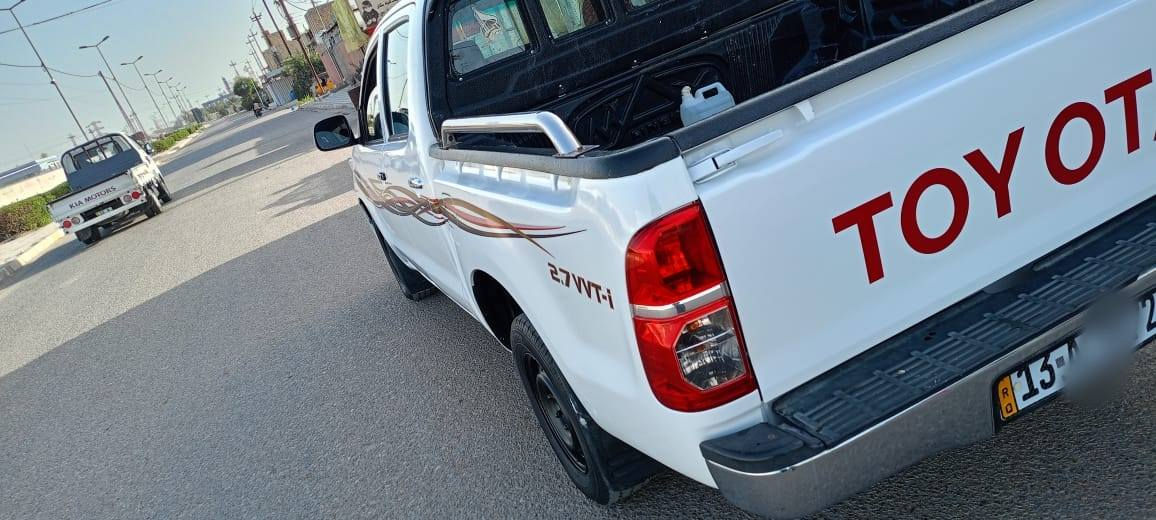 تويوتا هايلوكس 2007رقم ميسان انكليزي 
 
سنويه (2030) (محدثه 15)بيها ضربه بجم خفيفة 

مصبوغه عام فرن درجه اولى (مكفوله من الكلبه 

والتجيه والشاصي كفاله) محرك كير واكسل تخم 

تاير جديد حداديه جديده (السعر105)وبيها 

 مجال العنوان ميسان المجر الكبير 
***********
