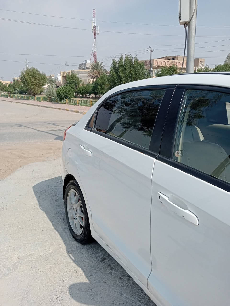 السلام عليكم
شري كوين سياره بسمي 
معروضه اللبيع او مروس بصفره سعرها 24وبيه مجال 
عنواني الكوت حي جهاذ ***********
