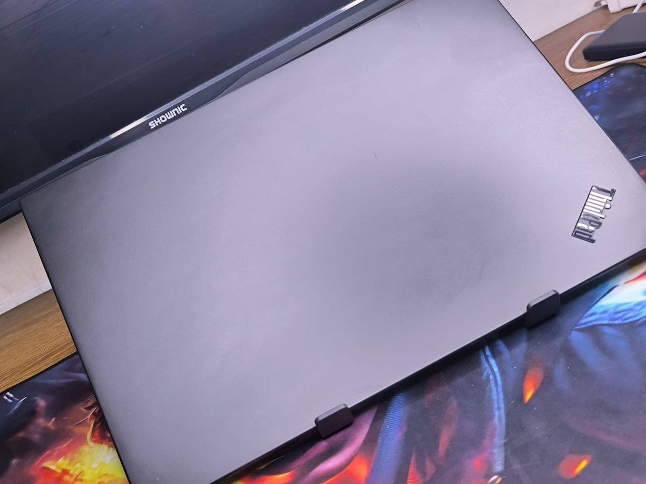 لابتوب 🚀 Lenovo ThinkPad P1
💡 جهاز قوي مناسب للمونتاج، التصميم، العمل ودراسة الهندسة
🔹 المواصفات التقنية:
• 🧠 المعالج: Intel Core i9 (الجيل العاشر - فئة H)
• 🔋 الرام: 16GB
• 💾 الهارد: 512GB SSD
• 🎮 كارت الشاشة الخارجي: NVIDIA Quadro T2000 4 ك
• 📺 الشاشة: 15.6″ Full HD
🎁 الهدايا المرفقة:
• 🖱️ ماوس
• 🖱️ ماوس باد
• 💼 حقيبة
• 🔌 الشاحن الأصلي
🛠️ الضمانات والخدمات:
✔️ فحص كامل قبل الإرسال
✔️ فحص كامل قبل الدفع والاستلام
✔️ ضمان 7 أيام استبدال عند وجود خلل مصنعي
✔️ جاهز للاستخدام المباشر
📍 الموقع: بغداد الأمين الثانية
📱 للتواصل واتساب: ***********
💰 السعر: 740 الف
🔥 جهاز ممتاز للأعمال الاحترافية 🎨💼✨
