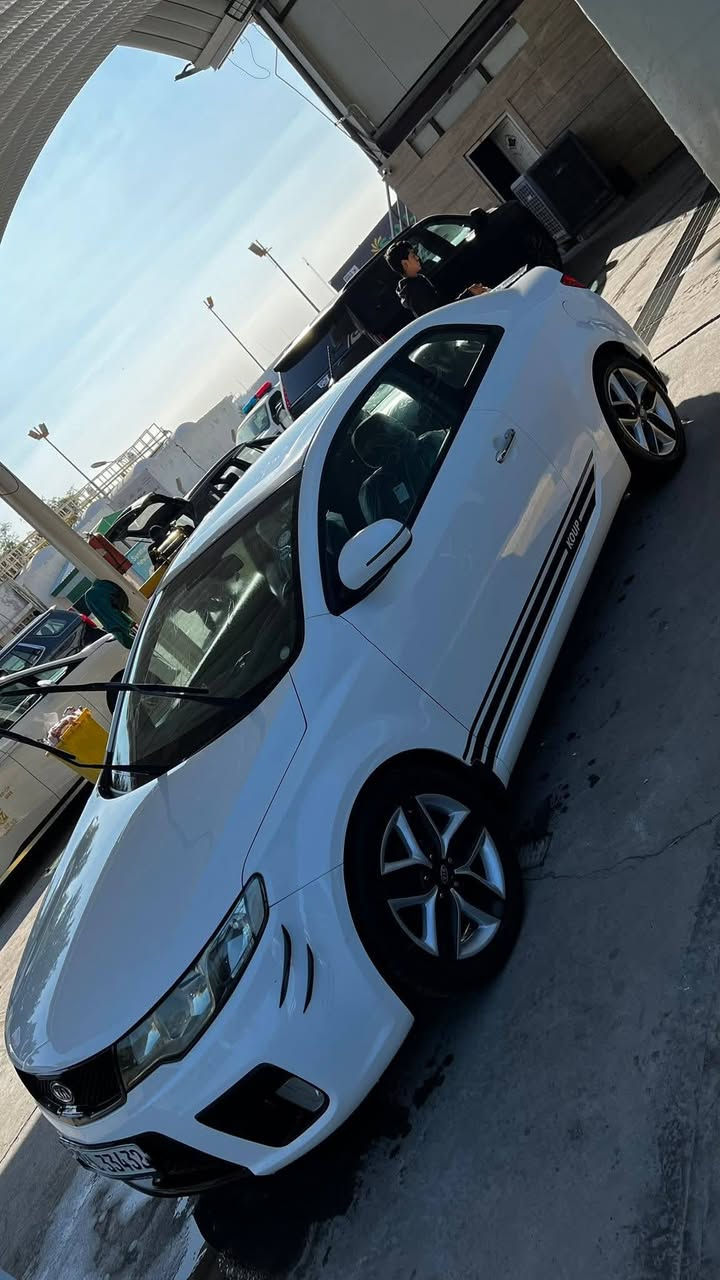 السلام عليكم
ويل كب حجم 17 اصلي نضافة 100%100 مكفول 
للبيع ب250 مكاني بغداد *********** توصيل موجود
