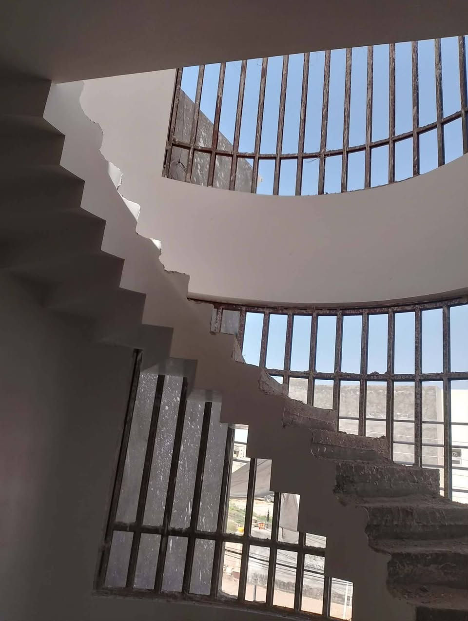 كادر خلفات جص وبورك من الغربيه مبيت نفس الموقع شغل درجه اولى استلام مهندس شغل داخل بغداد فقط متفرغ حاليا ***********
