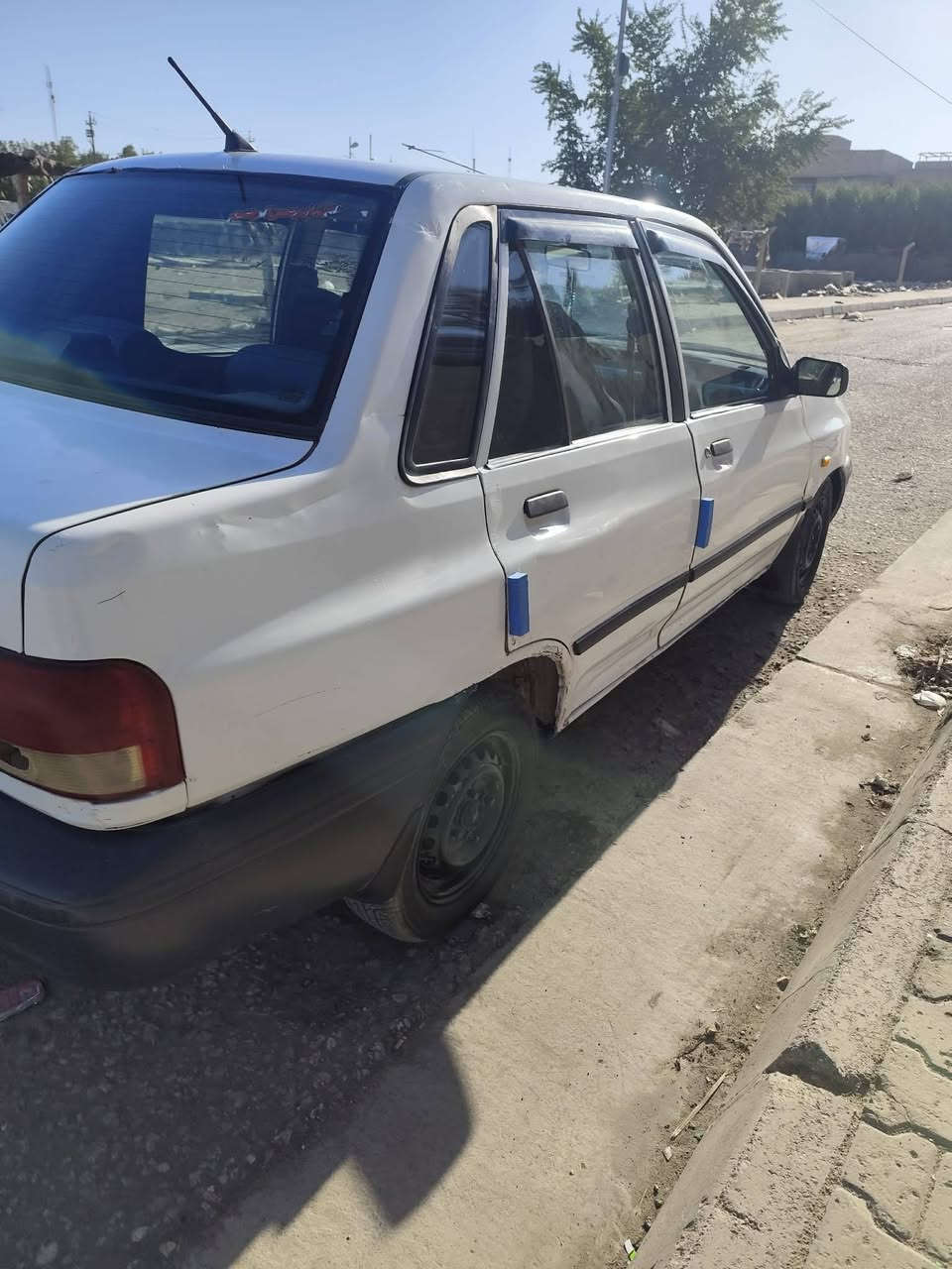 السلام عليكم سايبه موديل 2011حلوه ونضيفه السياره مكينه كير جاهزه شواصيها نضيفه وحلوه حداديه حلوه السياره رقم بابل مداور ثاني يوم مكاني كربلاء للاستفسار ***********لسعر 28او بيها مجال
