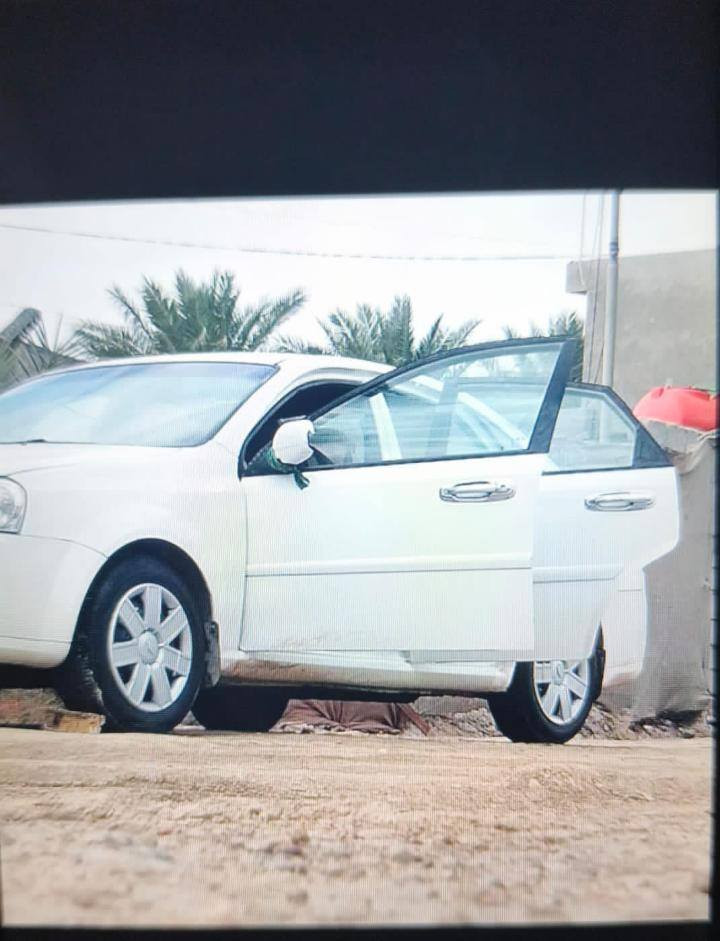 السلام عليكم 
اوبتره للبيع 2010 كير ومحرك كفاله حداديه جاهزه نضافة الكشر كدامك السياره بسمي رقم نكليزي تحويل مباشر 
السعر 70 وبيها مجال الاستفسار ***********
