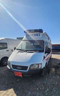 سيارة فورد ترانزيت تصلح كرفان موديل ٢٠١١ ماشية ٥٨ الف فقط كلش نظيفة  ر...