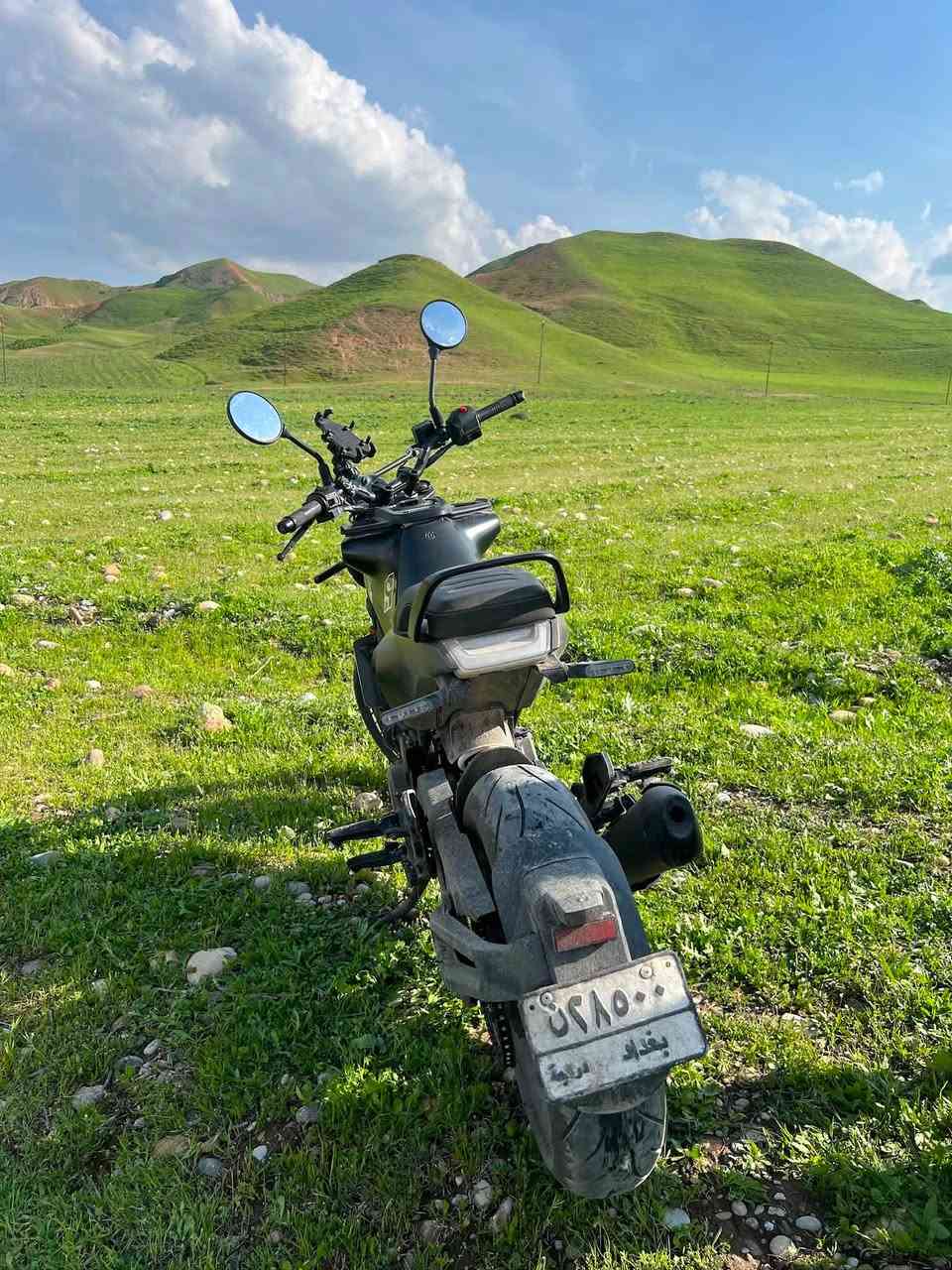 🏍️ للبيع – هسكفارنا 401 (Husqvarna 401) 🔥2023

دراجة مميزة جداً، شكل رياضي وأداء قوي، مناسبة للاستخدام اليومي والسفر.

✅ محرك 401 سي سي، تبريد سائل.
✅ كير 6 سرعات. كويك شفتر
✅ نظام ABS. امامي خلفي ممتاز 
✅ دبلات WP.
✅ بريك ByBre.
✅ خفيفة، ثابتة، وسهلة بالسيطرة.
✅ اقتصادية بالوقود مع عزم ممتاز وأداء ممتع
🔂 ماشية 17 الف 

💰 السعر: 4,500,000 دينار عراقي 
للاتصال 
***********
