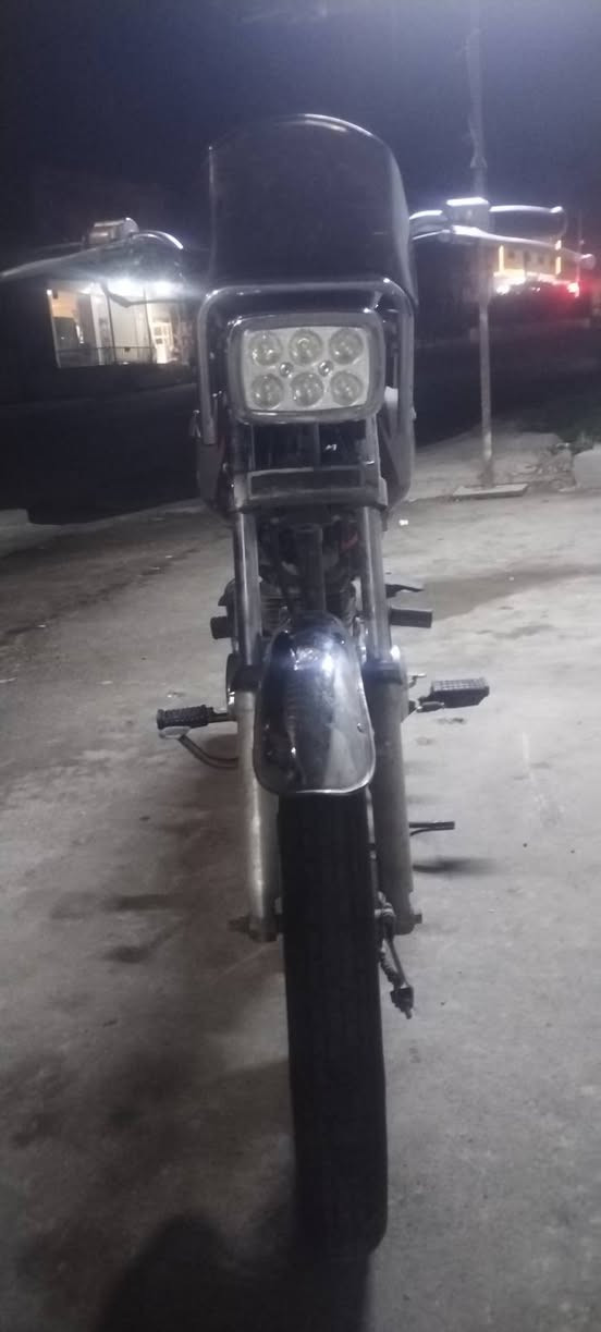 للبيع سيفان كير محرك مبدل كور فقط سعر 300 وبي مجال


**إذا كنت صاحب هذا الإعلان وتريد حذفه لأي سبب، رجاءا أرسل رسالة إلى الدعم الفني**