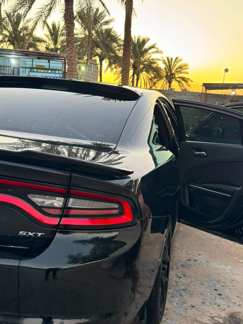 سلام عليكم مرخصت مدير الكروب المحترم لبيع دوج جارجر sxt محرك ٣٦٠٠ مديل ١٥ وارد كندي داخله لعراق كلين بدون قطرت صبغ وصار بيهه قطه وحده بلعراق وسونار موجود بلمنشور فول موصفات للخير بصمه (بصمت أبواب شاشه تشغيل عن بعد فتحه بسقف وبعد هواي موصفات مامذكوره كير ومحرك وحداديه كله كفاله رقم سليمانيه بسمي سنويه ل٢٠٣١ تريد تحويل تريد وكاله انه حاظر شادلهه كزوز ريمنت ب٣٠٠$ طرب وقبل أسبوع شادلهه ويل ٢٠وتخم تاير ب٩٠٠$ سياره متعوب عليهه ماشيه ١٦٧ وبالعافيه عليخذهه مكاني كربلاء عين التمر السعر ١٦٥وبيهه مجال  اي استفسار هاذا رقمي ‭***********
