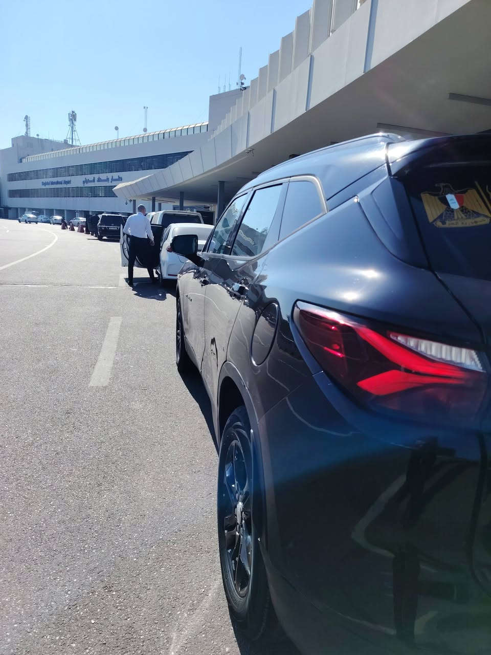 السلام عليكم من رخصة الادمن
جوه السوك ماكو هيج سعر بيع مستعجل  وسنويه بسمي وبالعافيه ع الياخذه 175$  
بلايزر ٢٠٢٠ محرك ٦ سلندر ٣٦٠٠ فول عدا الفتحه 
وارد امريكي بيه جاملغ خلفي وصندوك
وباب السايق نضربت ربع وتعدلت ونصبغت
وبيه تعديلات ع بارد شغلات بسيطة وخدوش مكحلات ماشيه ٧٨ ميل

للتواصل ***********
