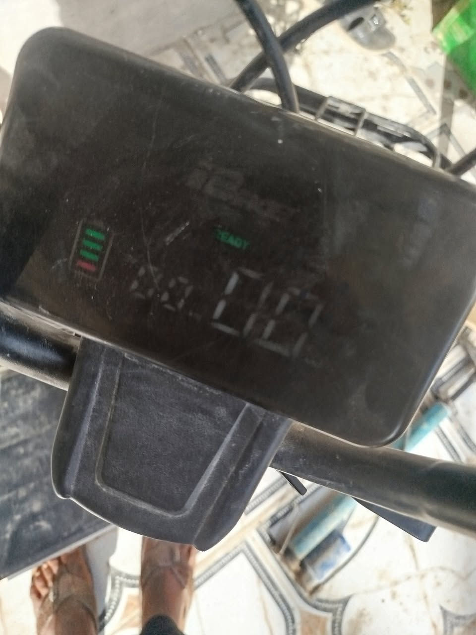 السلام عليكم باسكل شحن شغال موديل 24حجم 12نضيف مثل ما موضح بل صور 3نمر السرعه 60 لايت عالي ناصي بدون شاحنه اذا تريد شاحنه وحيده ب15سعر الباسكل ولشاحنه 175اذا وحده ب160وبي مجال *********** مماني بابل محاويل
