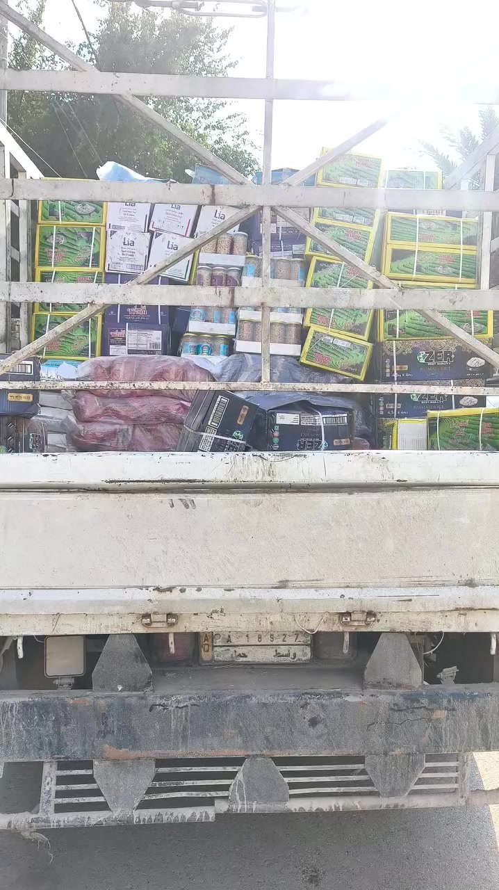 السلام عليكم إخواني وأخواتي الكرام.
العنوان كوت الطشاش قرب الاسعاف الفوري قرب التارتان رضا للعروض اقوى العروض متواجدين من الساعة الثامنة صباحاً وحتى الساعة 1 ليلآ 
للتواصل 📞 ***********
@الجميع
