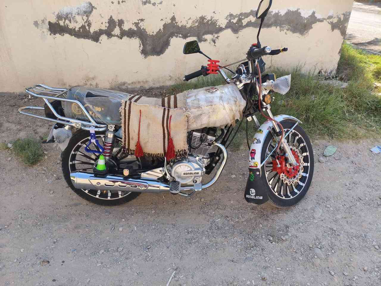 السلام عليكم سيفان للبيع موديل 2025 دراجه نضيفه والشراي يتفضل خاص


**إذا كنت صاحب هذا الإعلان وتريد حذفه لأي سبب، رجاءا أرسل رسالة إلى الدعم الفني**