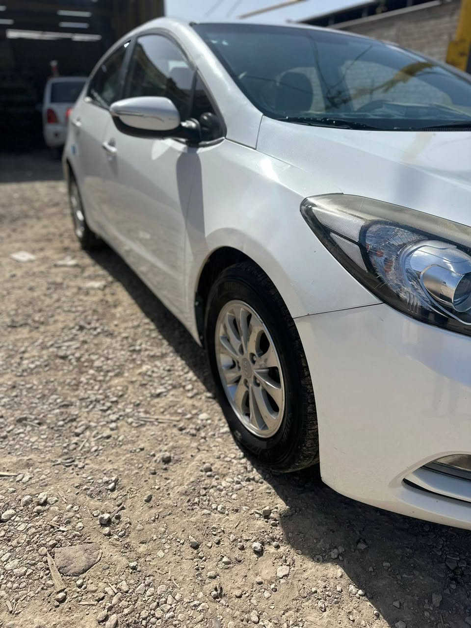 سيراتو 2014
#فول السياره
#محرك وكير علشرط
#تحكمات ستيرن
#نظام ايكو
#تبريد تتدفه
#شاشه بلوتوث بلادي
#كشنات تبريد تتدفه
#مري شفط
#السياره زيرو
#متوم اربيل دولي طبق الاصل
#محرك 1600 
وبعد خير من الله بيها موصفات

ملاحظه السياره كل شبها وعين ما عليها تختلف عن باقي السيارات شغل واطلع وين ما يعجبك

#السياره كصه جنطه متعوب عليها هواي 
السعر 57 وبيها مجال بسيط

#فقط وات ساب متواجد ***********
