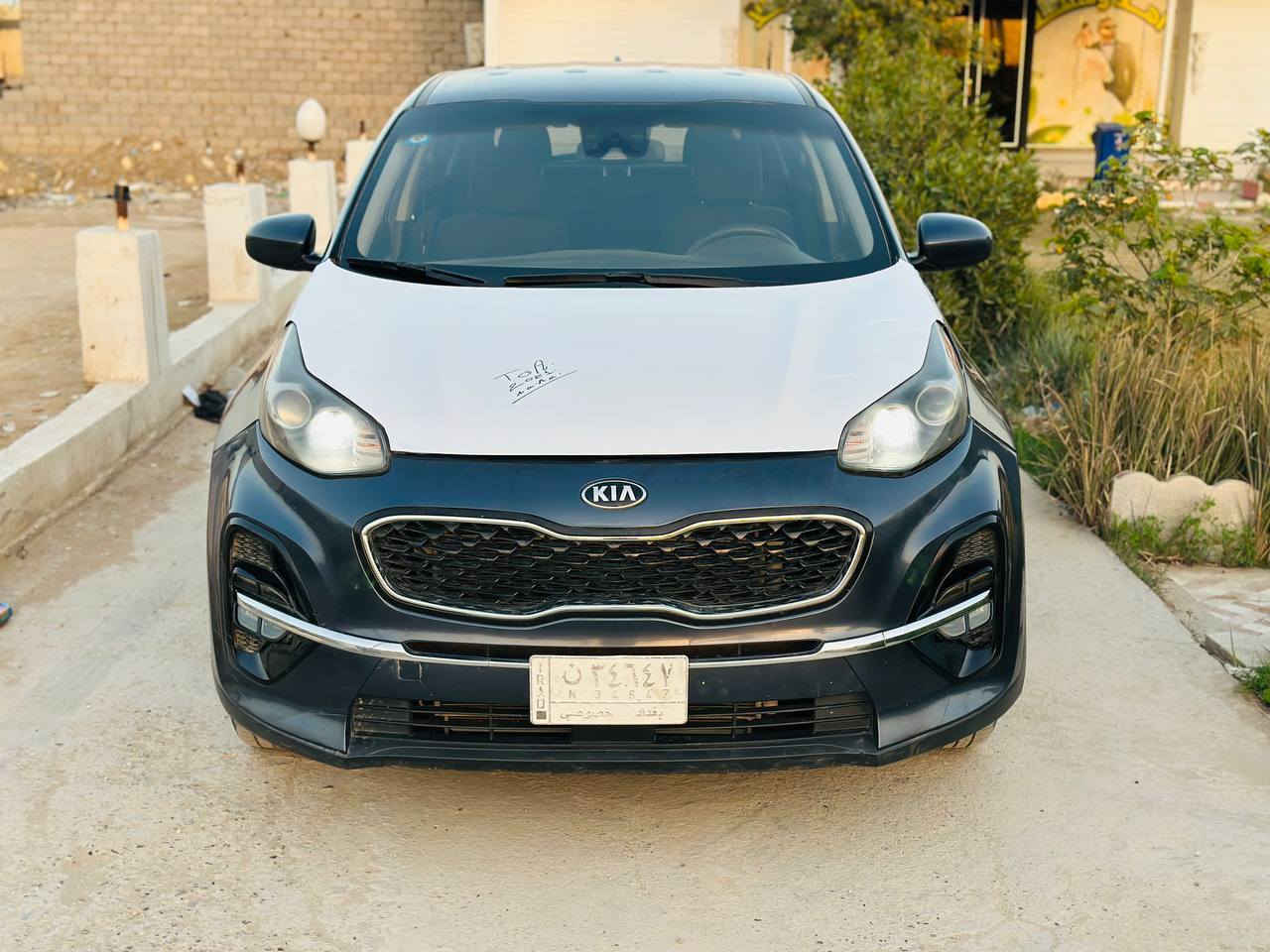 السلام عليكم سبورتج 2021 رقم بغداد تحويل مباشر وارد امريكي حادث جاملغ وبنيد شواصي ولغود مكفوله مواصفات محرك 2400 ماشيه 50الف شاشه كبيره لمس كامره دواره تحكم ستيرن تبريد قطعتين لدات نهاريه نظام سبورت و ايكو مثبت سرعه تخم تاير  سياره نضيفه وجاهزه مابيه اي نقص مكاني حله المدحتيه السعر 168 بيع فقط للأستفسار ***********
