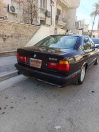 شباب بي ام 525 موديل 93 وارد يابان مصبوغه عام   صدر امامي خلفي جديد تخ...