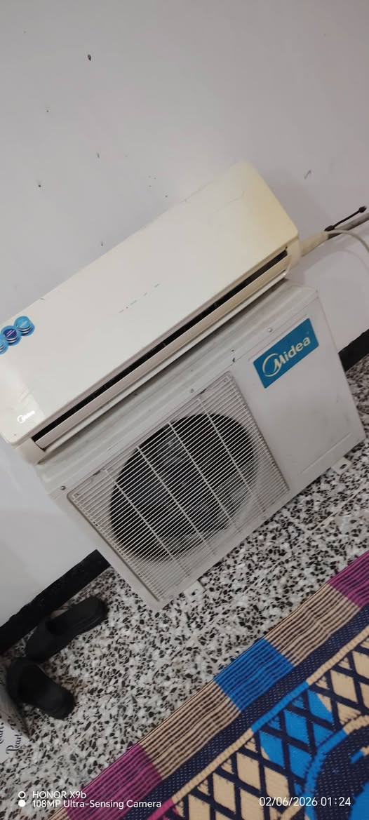 سبلت واحد طن ميديا كامل فوول شغال تبريد *********** بغداد حي اور
