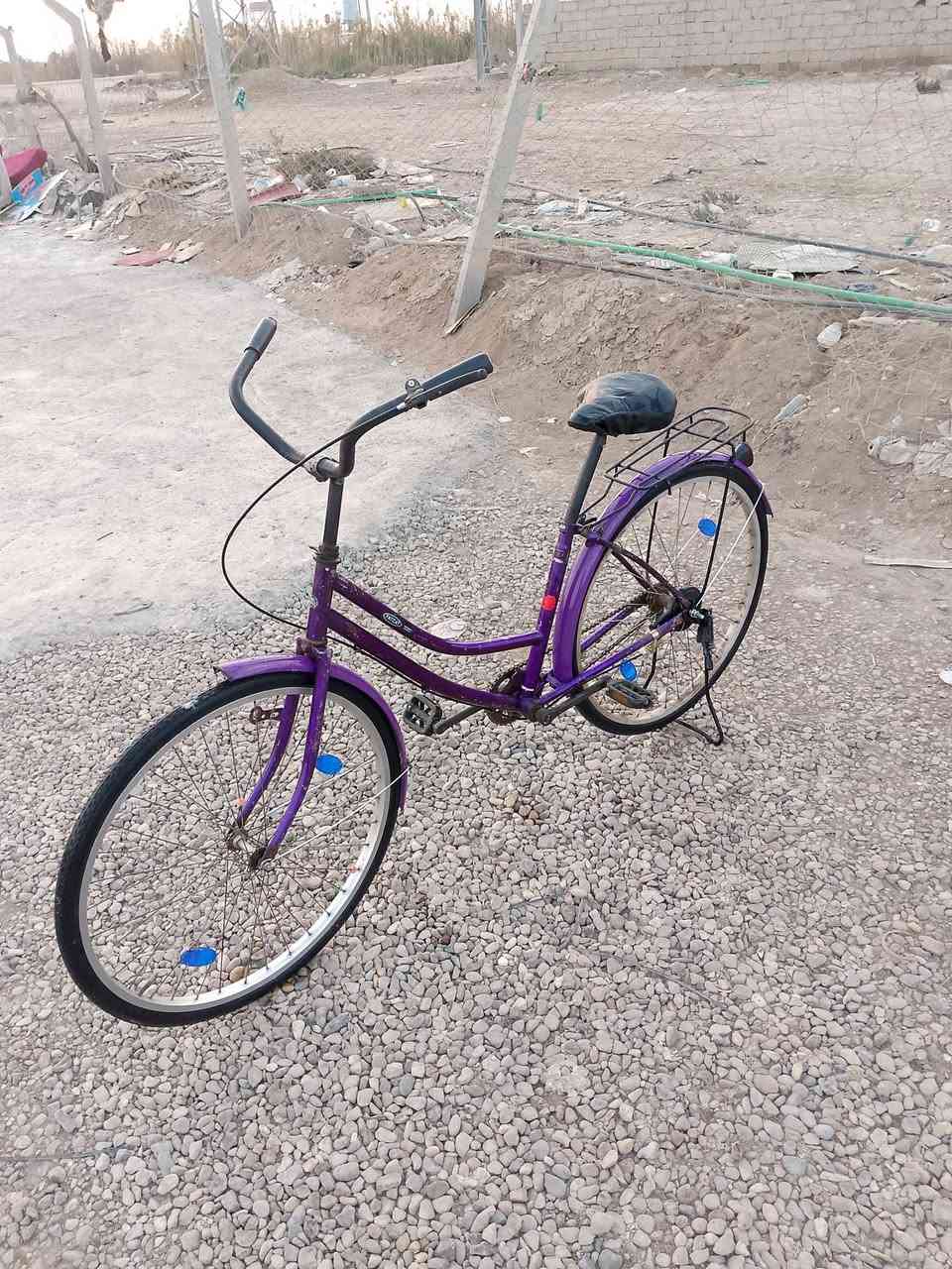 للبيع باسكل ياباني بناتي اصلي حجم 26مكفول شرط نضافة بلادي ما مصبوق تايرات جويبات جدد
بريك واير بريك كامل ما نقصة شي باسكل 
سعر ب50وبي مجال راسلني


**إذا كنت صاحب هذا الإعلان وتريد حذفه لأي سبب، رجاءا أرسل رسالة إلى الدعم الفني**