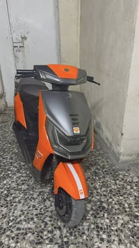 دراجة كهربائية • 6 بطاريات • مدينة الصدر