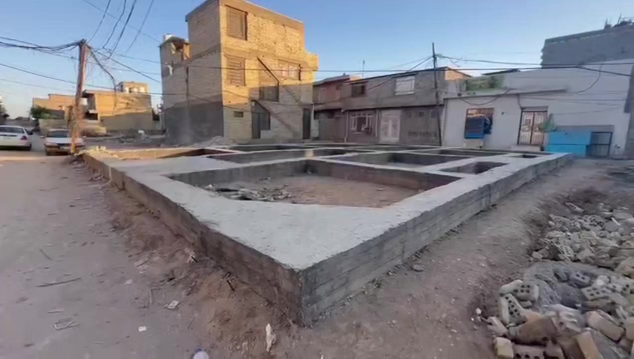 سلام عليكم
قطعه أرض 244م طريق بغداد كربلاء تيل رقم 185 طريق الزوار باتجاه كربلاء خلف الحسينيات تبعد عن شارع العام 150متر بناء بتلو عليها ركن ع شارعين وفرع خدمات كامله منطقه سكنيه اقرار سند 25 للمعلوم يباع نصف لأرض وقريبه من لمستوصف مال عون والمدارس الي مقابيل عون سعر 95مليون وبيه مجال 
للاستفسار *********** فقط واتساب
