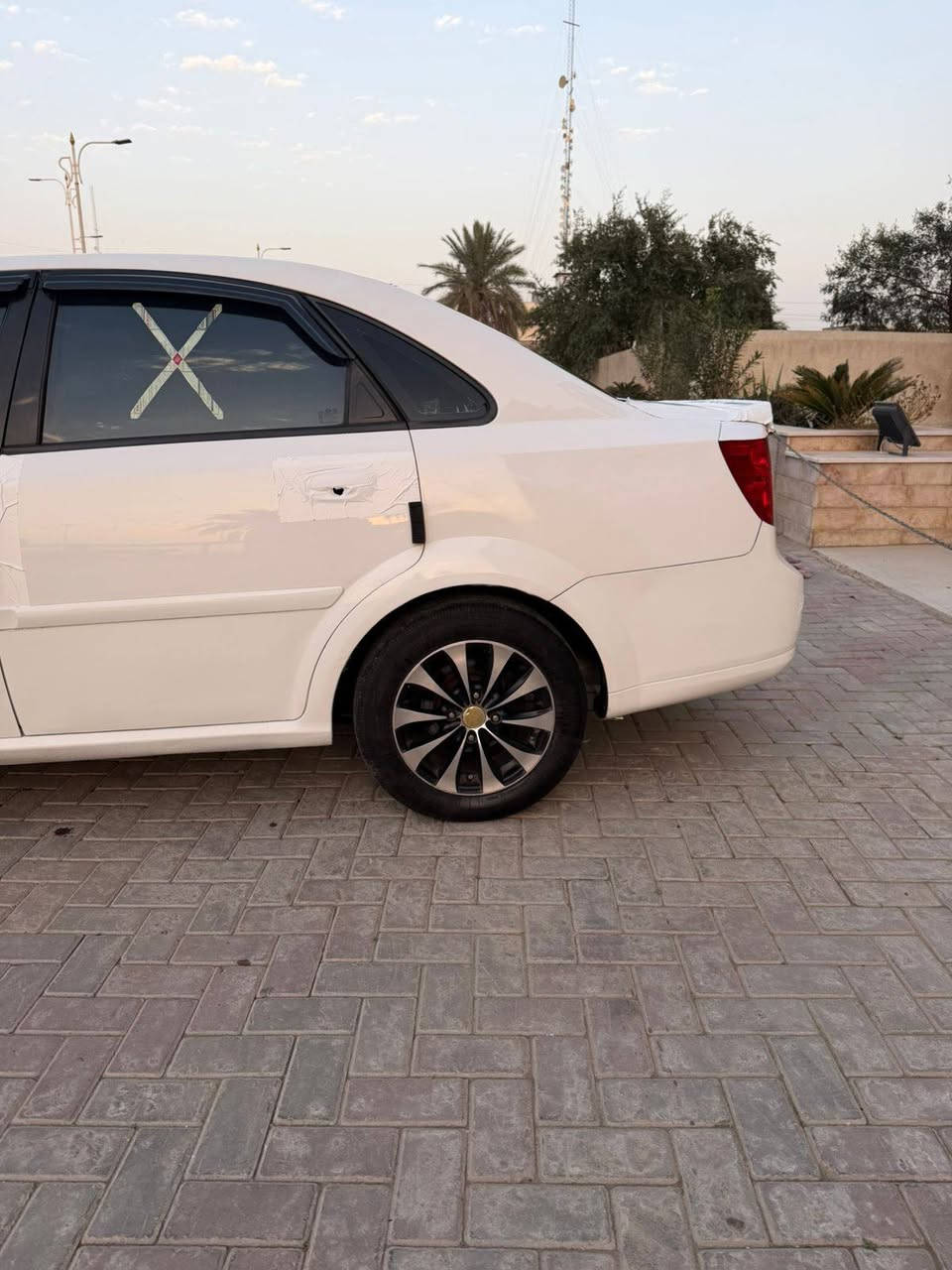 السلام عليكم #للبيع #شوفرليت #أوبتره #2004مؤسسه #كيرعادي بغداد مشروع وطني سنويه لل28السياره ع وضع الشركه ماشيه 243حقيقي بيها قطعه رش اثرجراد فقط بدون معجون كيرومحرك مكفولات حداديه جديده كهربائيات كلها شغاله شاشه تاب تدفئه وتبريد شغاله #السعر68وبيهامجال شي قليل المكان صلاح الدين تكريت للأستفسار***********
