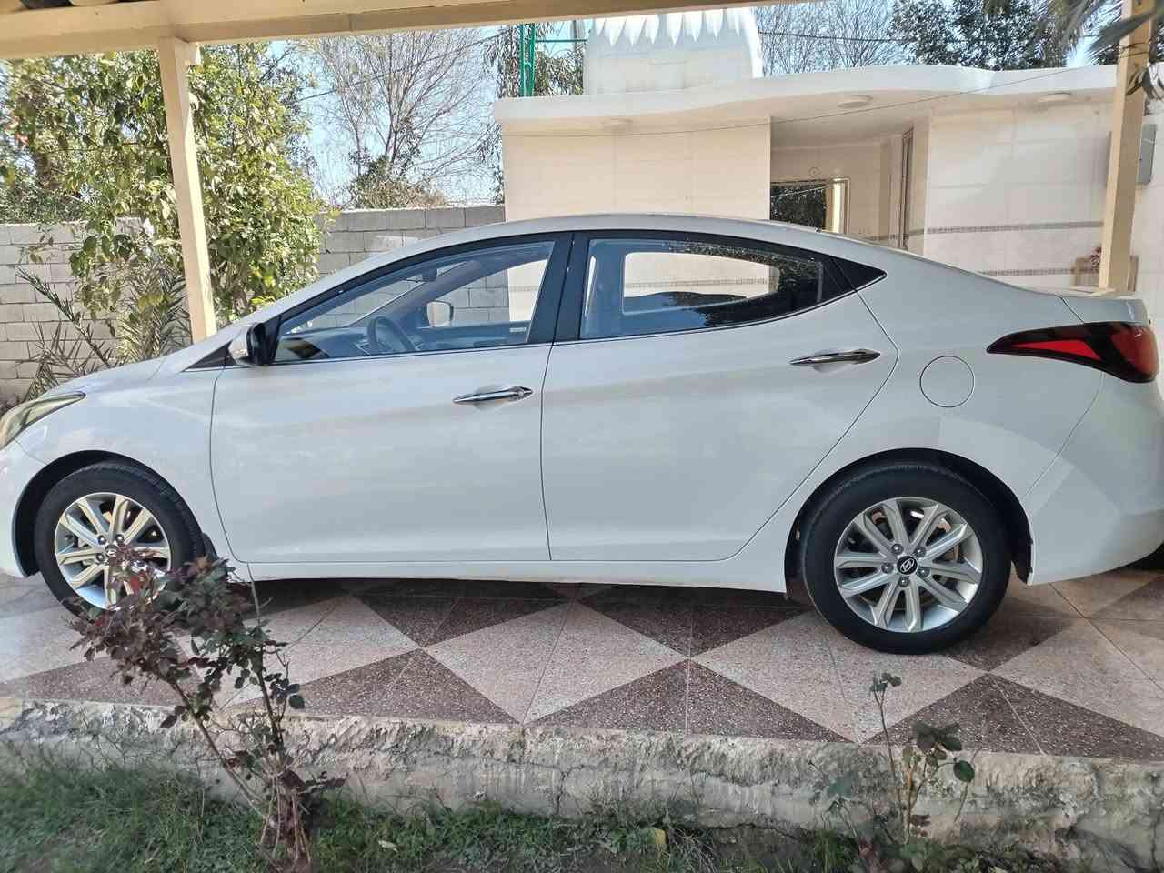 السلام عليكم شباب
النترا ٢٠١٥خليجي فول مواصفات مكفوله
من الصبغ التبديل. عدا بارد قليل الدعاميه الاماميه مبدله
محرك ١٨٠٠ مكفول
السعر ١٢٥
للتفاصيل أكثر ***********ابو ملاك
