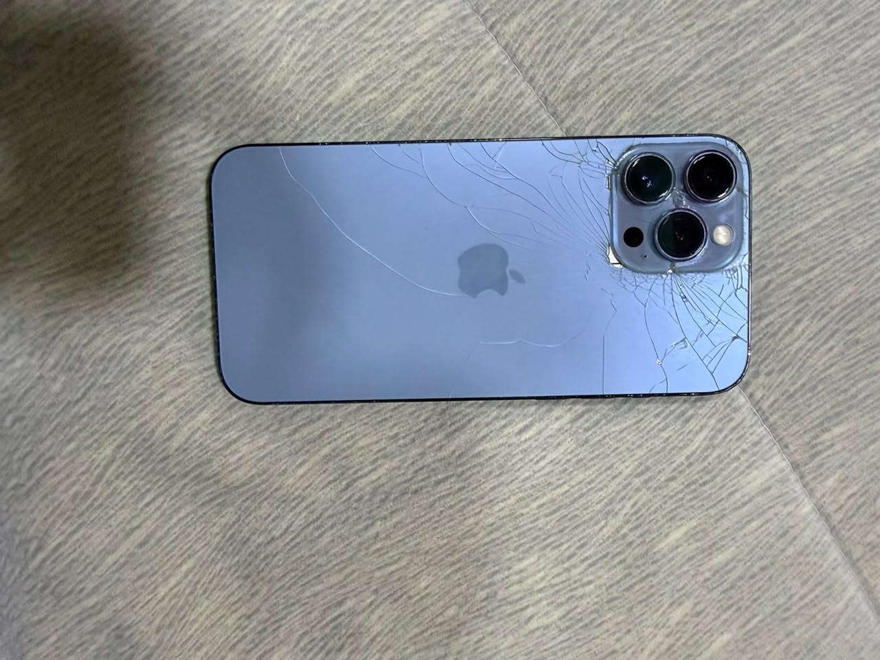 ايفون ١٣ برو ماكس… ضرر بالضهر فقط اما باقي الجهاز نضيف وممفتوح وممبدل بي شي بطاريته ٨٠ +كارتون مالته وكيبل الشحن موجودات

السعر ٥٥٠ وبي مجال بسيط


**إذا كنت صاحب هذا الإعلان وتريد حذفه لأي سبب، رجاءا أرسل رسالة إلى الدعم الفني**