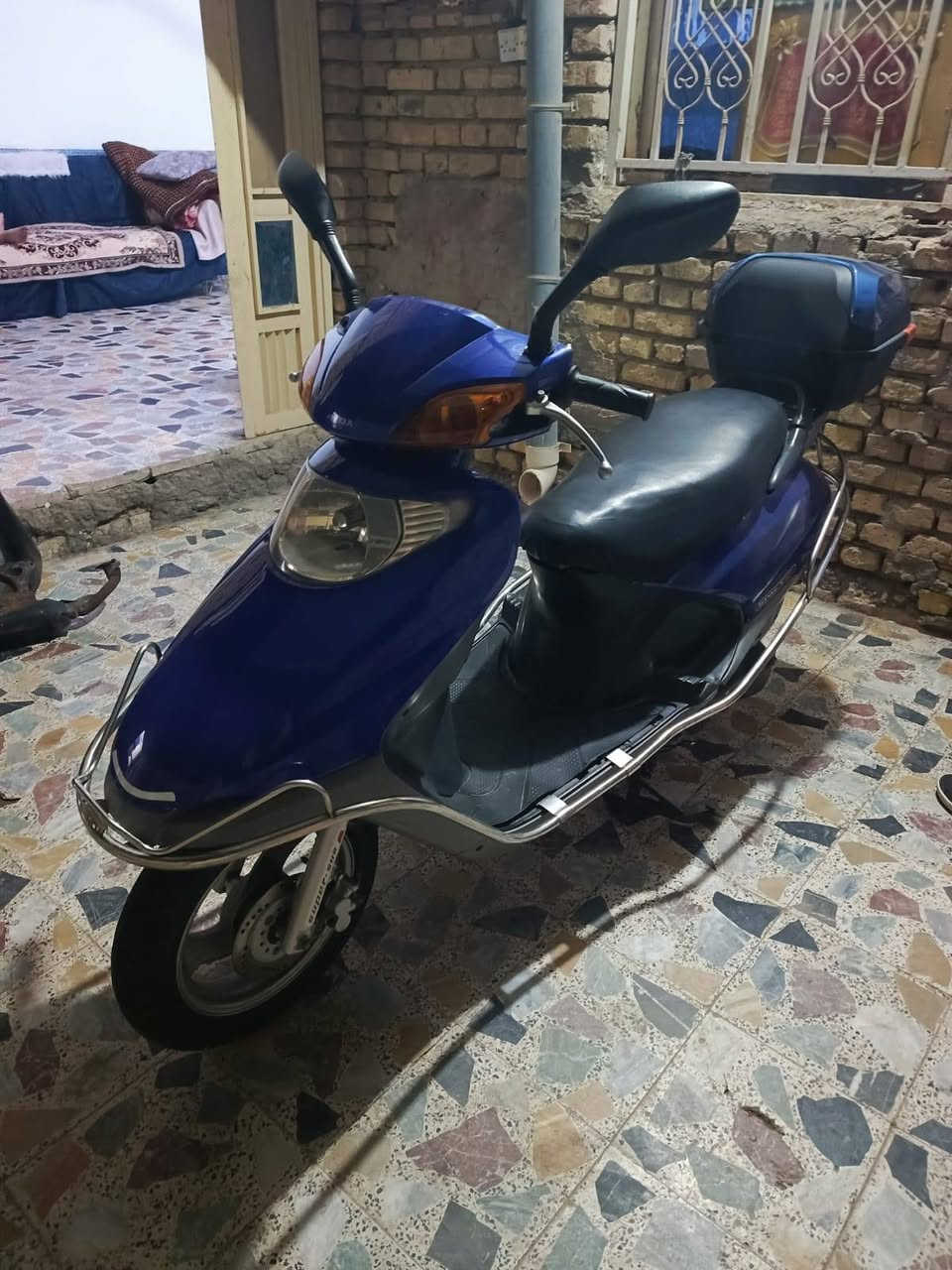 سلام عليكم مكلف بنشر
دراجه للبيع***********
