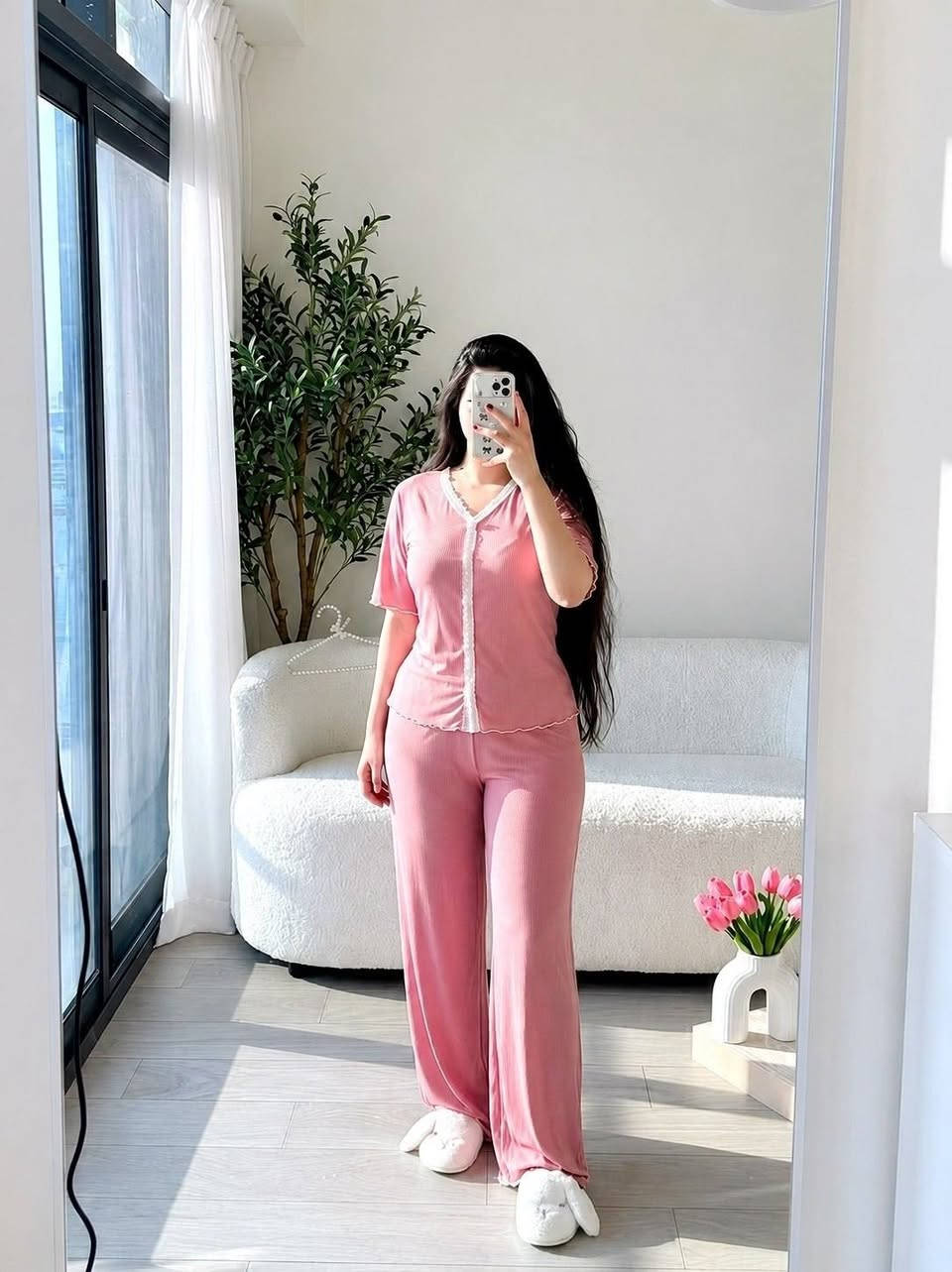 شوفولي الجمااال 💕

عرض خاص السعر 13 والكمية محدودة 💞 

✨ تراك نسائي بناتي  سادة قطعتين — قمة الأناقة والراحة 😍 لوك ناعم وعصري بفصال أنيق يضيف لمسة أنوثة جذابة بكل تفاصيله 💕

🔹 نوع القماش:
ريب بوليستر تركي + قطن ليكرا
مطاط، مريح، وخفيف على الجسم
✨فصال مرتب وجودة عالية عالفحص✔️
✨ القياسات  L/XL /XXL ✔️
✨ يلبس من وزن ٥٠ الى وزن ٨٠ كيلو ✔️ 

يوجد خدمة توصيل لجميع محافظات العراق


**إذا كنت صاحب هذا الإعلان وتريد حذفه لأي سبب، رجاءا أرسل رسالة إلى الدعم الفني**