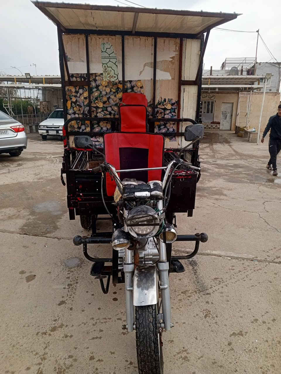 ستوته للبيع بلشرط انطيك بيهه المحرك بعده بلكارتون صاراسبوع من شديته موديل 25 المحرك مثل متشوفون بالصوره للتصال ***********
