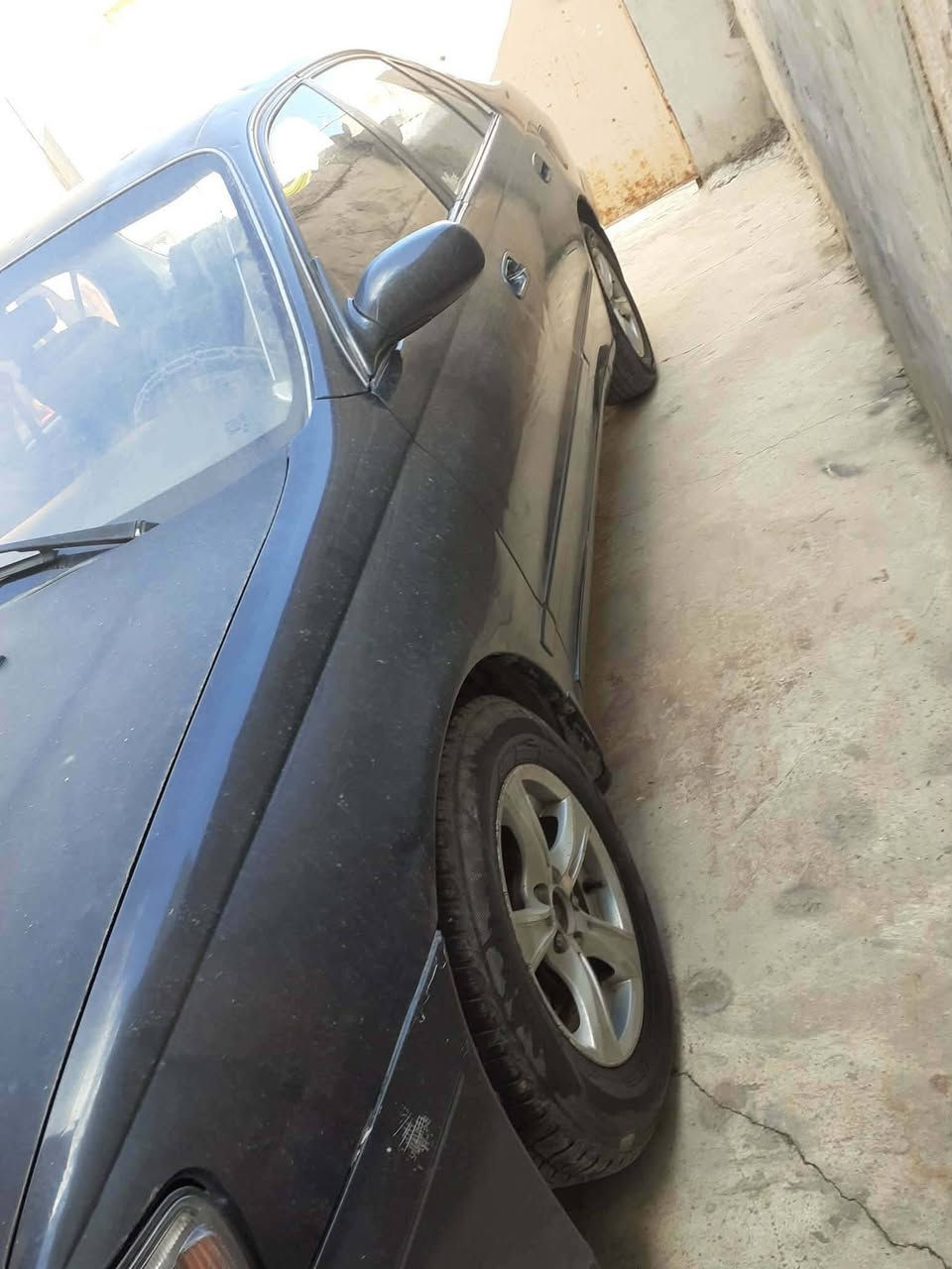 السلام عليكم سياره نوع فرخ بطه موديل 92 رقم الماني بسمي كاربون بانزين بيه بدايت صرف سياره ماناقصه كلشي الاتصال عل رقم ***********
