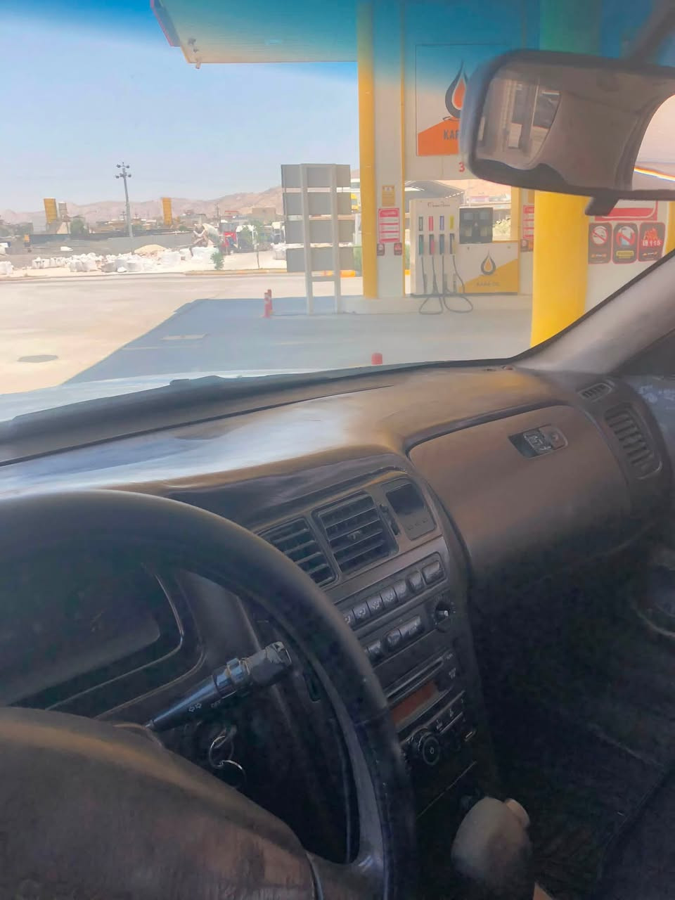 مارك  گيرو مه كينه وينجي به شه رت
هه موگيانى به شه رت ده عمو ليدراوى نيه زؤر توندو تؤل جركه ى تيانيه 
كاره با ى مه زبوت 
جوار تايه ويلى لؤك له سه ره ده شبول ناوى تازه ماوه ته وه  
ئارمى ريگه پيدانى  هه يه 
١٧ $ مه جال 
***********
***********
ده ربه نيخان
