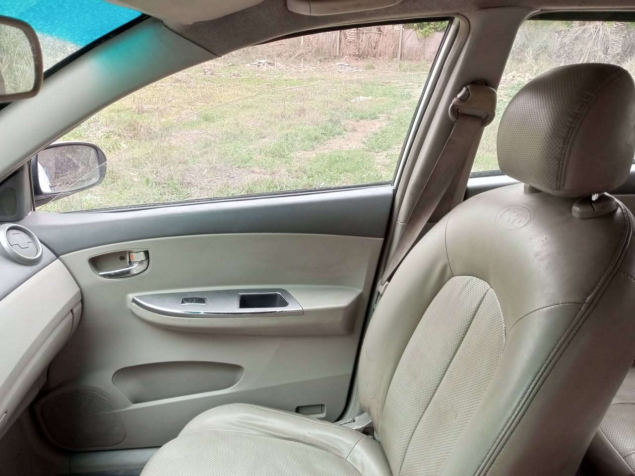 بي وايدي فول بغداد دولي جاهزة من كلشي مكانه ديوانيه شاميه سعره 48 موديل 2013 بيه صبغ بنيد طخه جاملخ خلفي ***********
