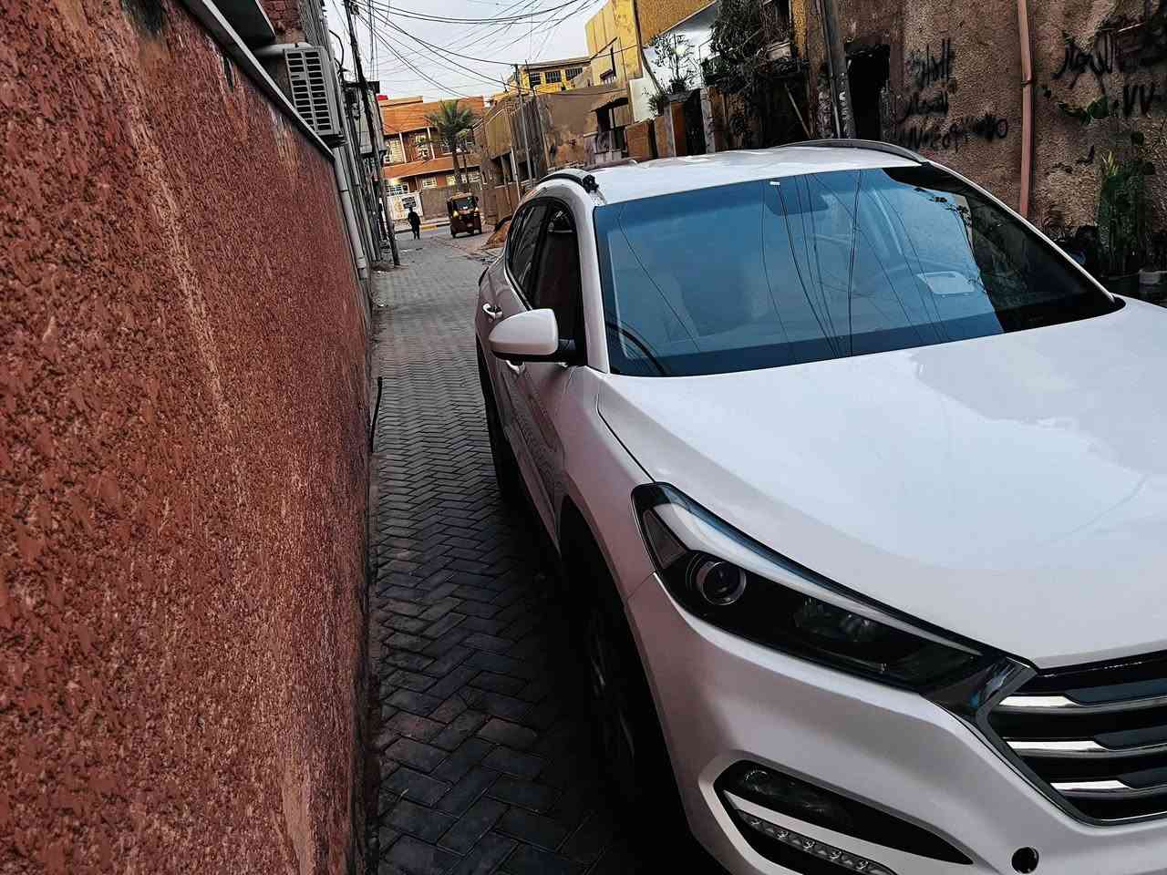 توسان للبيعو او مراوس ‏بالسيارة أقل من سعرها وأصغر
18 وارد امريكي
مواصفات عادية فول تحكم
ستيرن
ماشية 110 ميل
مكاني بغداد الشعب ￼
***********
السعر 150 بيها مجال بسيط
