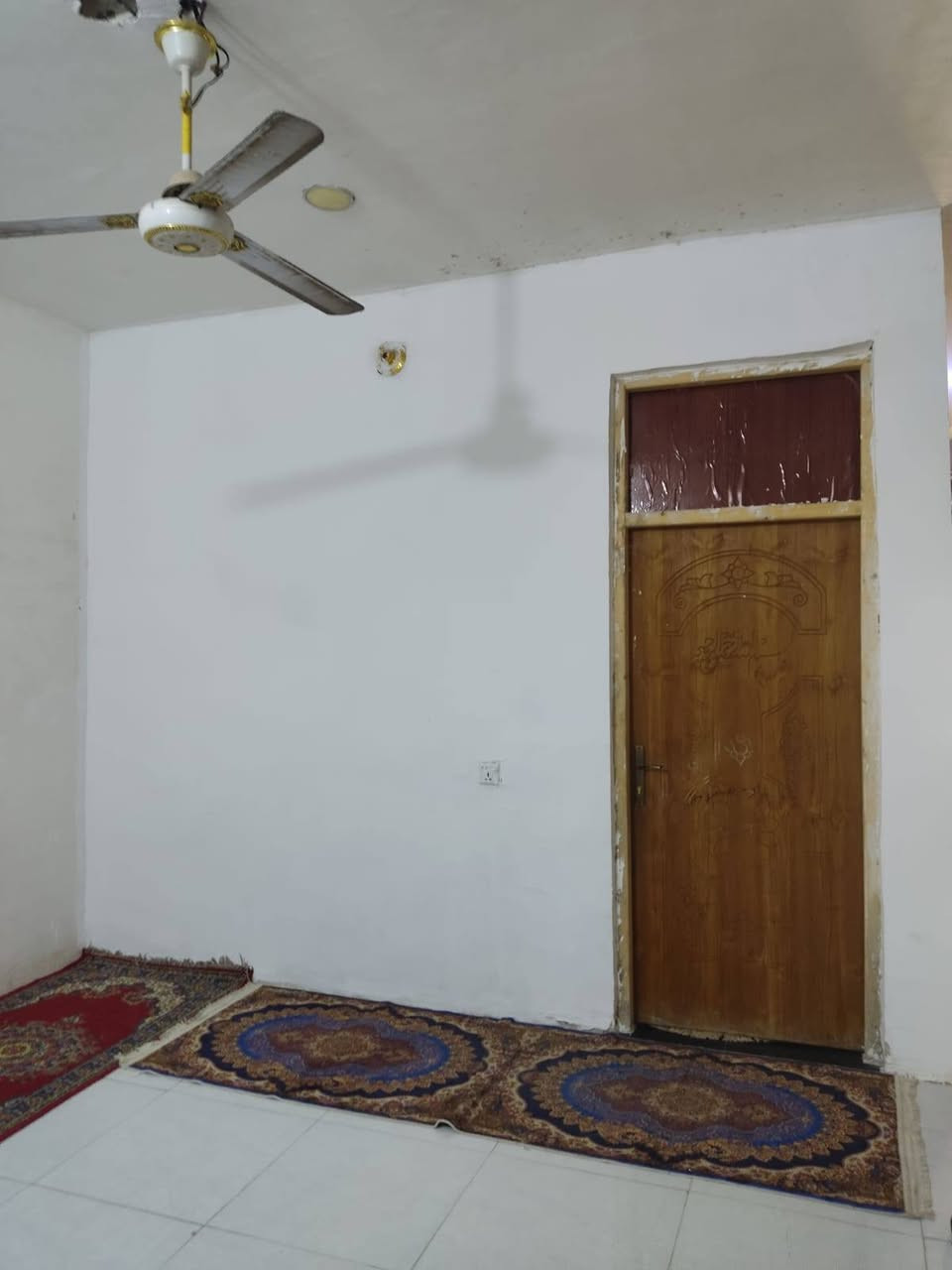 سلام عليكم عندي بيت 160 متر زراعي
دور صحه ثانيه شارع سواق ام لبنين سعر 55 قفل للبيت 

‏‪***********‬‏ وتساب بي
