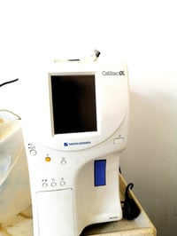 اجهزه مختبريه • مستعمله • كركوك