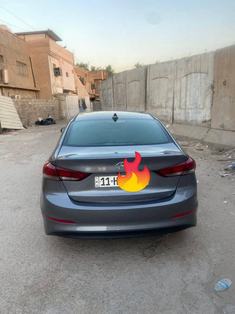 السلام عليكم النترا للبيع موديل ٢٠١٨ امريكيه سياره فول بصمه 
حادث خلفي 
بدون ارباك 
مكينه كير تخم تاير 
تبريد منضومه جديده 
المكان بغداد الدوره 
السعر ١٢٨ بيها مجال 
رقم الهاتف /***********/
