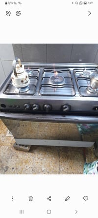 طباخ • نضيف • شغال