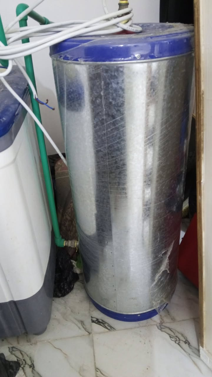 غراض بيت جديده للبيع مستعجل ع بيعهن ريد شيل  كانتور ب350وبي مجال
@إشارة ثلاجه 400وبيها مجال  
دوشك سبرنك 100 
كيزر جديد كلش ب70 
غرفه  بمليون وبيها مجال مفتوحه حالين مستعجل ع بيع


**إذا كنت صاحب هذا الإعلان وتريد حذفه لأي سبب، رجاءا أرسل رسالة إلى الدعم الفني**