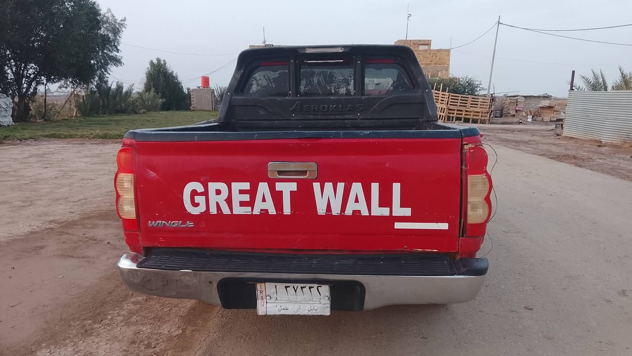 السلام عليكم للبيع بيكم كريت ول موديل 2015 مكفول كفاله عامه مكينه كير حداديه خير من الله رقم بابل تحويل ثاني يوم مكان ناصريه 
رقم ***********
