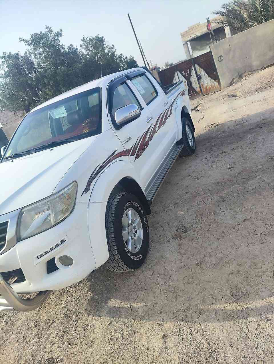 هايلوكس 14كاز مكفولة محرك لا تبخير ولاتنقيص ماشيه 220قليل رقم أربيل للبيع السعر 175 الاتصال على الرقم ***********
