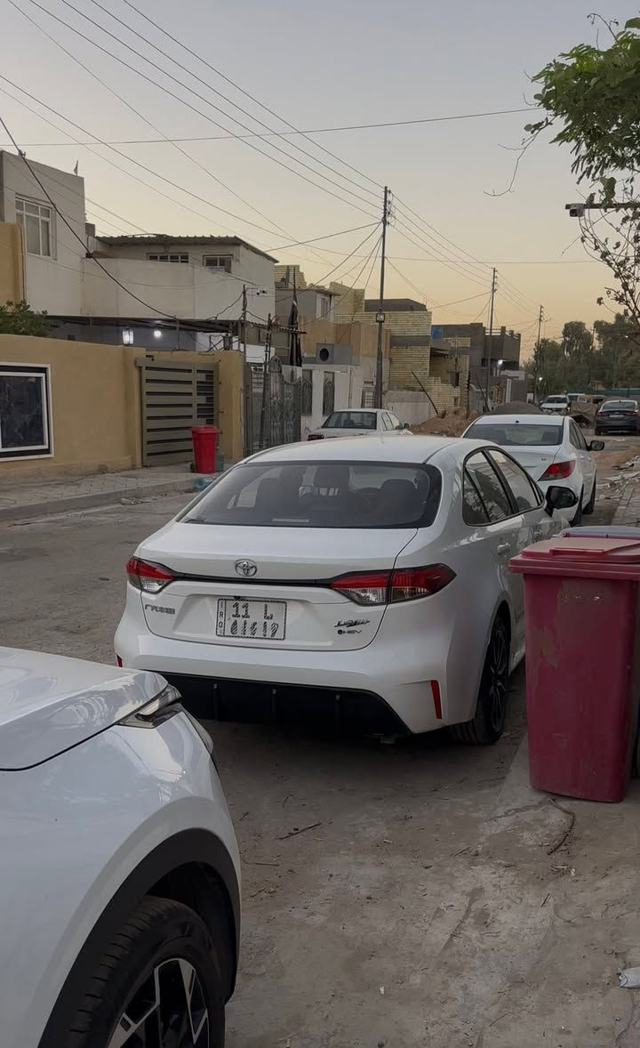 كورلا s 2024 سيارة فول مواصفات بسعر العادية
سعر السيارة 22 مليون و ٥٠٠ الف 
السيارة خليجي محرك 1800 هايبرد
كشن السايق كهرباء
كشنات جلد اصلي مو عمل عمان( اسود و خط مشمشي)
قطعتين تبريد
رادارات
شاشة دشبول الجبيره
تحكمات ستيرن
سايد بريك بصمه
سيارة نظيفه كلش ماشيه بحدود ٢٤ الف كيلو
بيها ملاحظات بسيطة 
بيها طخة بالبنيد اثر النقل  ممصلحة بس ممبينة 
موضحة باخر صورة
و ان شاء الله كفاله عامة غير الي ذكرتهن
مكان السيارة بغداد جديدة الامين

رقم تلفون 

***********
