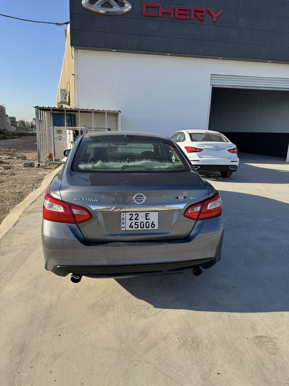 نيسان التيما موديل ٢٠١٦.  رقم اربيل —- بنيد  صبغ. ايرباك سستم راجع    تعديل وصبغ  ربع من باب الي وره السائق وشويه بالهلال مال الجاملغ  نفس الجهة. مواصفات السياره
تحكم. ستيرن - تحكم سرعه   كروز كونترول - تحكم راديو بالسترين -  فتحة سقف.  كير اوتماتيك ٧ سرعات  جام كهرباء. لون السياره نفطي او فيلي حجم المحرك 2500   طبعا. سعر المحرك مال الكص جديد ورقتين. ونص واصل يمك  يعني غراضهة بلاش هاي السياره  بأسمنا مال البيت  رقم الماني. بس هزه يرادلهة جديد خلصانه  مكان السياره الكوت. تحويل او وكاله السياره مال البيت.  بأسمنه السعر المطلوب ١١٨ ورقه. بيع مستعجل. عندي بناء ومحتاج فلوس. هذا السعر  بي مجال قليل جدا. لان هذا. سعر بيع. مو سعر معارض. للتواصل ***********   للسياره خير من الله مير ومحرك. وصدر. تراي للبصره
 اخوكم. حسين السعيدي
