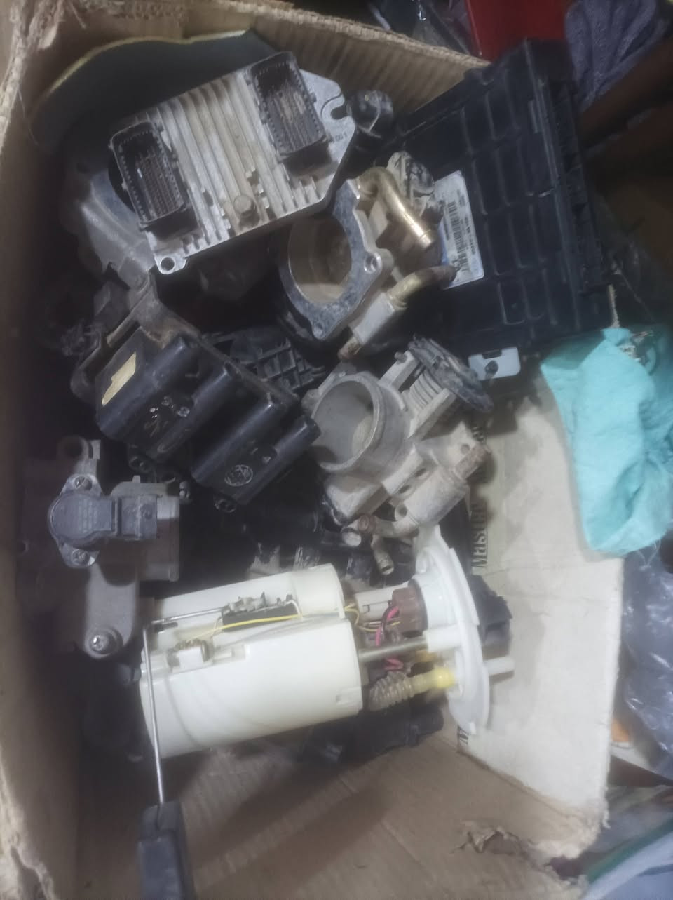 اوبترا ...ادوات تفصيخ اصلي حاويه متنوع داخل المنشور
شوته اوبترا حصرآ29الف
شريط13الف
مجاول اصلي 25الف
عقول 43الف
قلاعدة افيوزات 59الف
ويل طواريء 20الف
شمسيات 29الف
حساس كام شف 9الف
باب متنوع موديل والنوع محدود 
قبغ جنطه كامل 
يدات داخليه 8الف
يدات خارجيه 13الف
مرايه صدر 29الف
كيجات كير عادي 29الف
اقاله ابواب 11الف
فقالت جنطه 18الف
عقل محرك عقل كير  متنوع
باب هاج2009
 باك باب استيشن2009 
باب 2004تخم اسود 
قليج كلوب داخلي 13الف
كلوب تنته 13الف
دبت بور 13الف 
للاستفسار ***********
تتوفر خدمه توصيل بابل الحله
