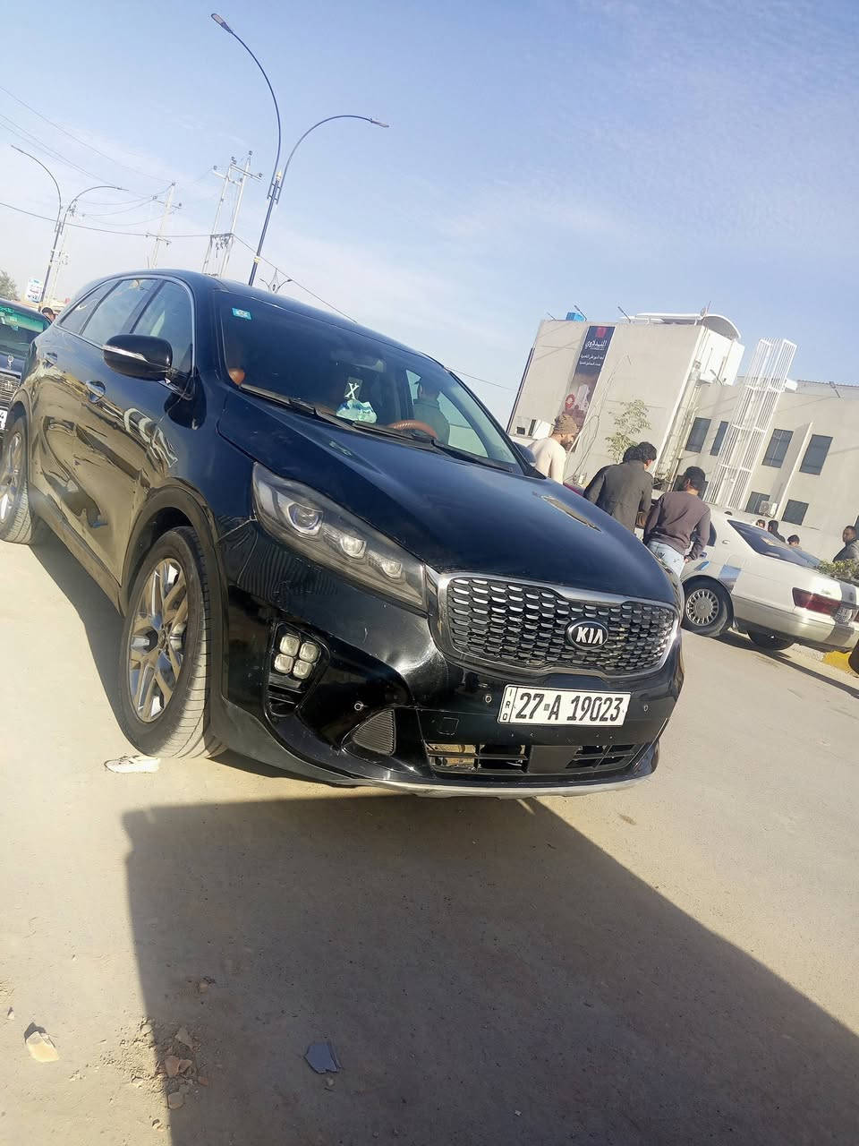 السلام عليكم
سورنتو 2020 وارد أمريكي تبديل جاملغ و البنيد فقط بدون دواخل والباقي كفاله رقم ذي قار انكليزي تحويل مباشر  بسمنه مكينه V6 سلندر  مكينه كير حداديه تبريد تدفئه كهرباء دواخل وضع الشركه 💯 استخدام شخصي 
شاشه+ كامره + فول تحكم ستيرن+ويل كب أصلي تدفئه كشنات  اشاره بالمرايه منظومة زنون+ تبريد قطعتين  مانع نزلاق+ يدات نيكل+ مضخم صوت+ بلاجكتور العنوان الناصريه مركز ‏‪***********‬‏
