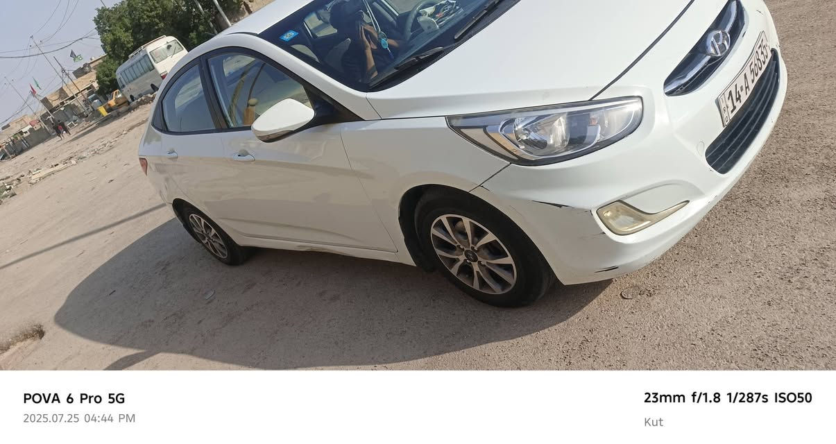 سلام عليكم اكسنت 2016 ماشيه 100خليجي للبيع رقم بصره بسمي تحويل ثاني يوم كير مكينه خير من الله مكينه ابدل بيه كاز كيت بيه3قطع باب السايق والباب الخلفي وقبق جنطه رش بدون معجون مكان واسط كوت مركز المدينه السعر 95وبيه مجال حك الجيه استفسار اكثر ***********
