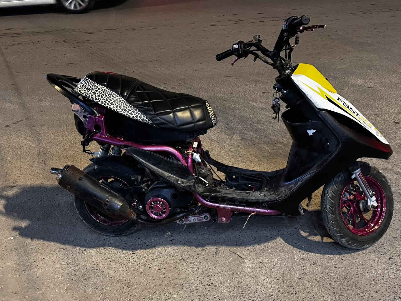 سلام عليكم عدلة مال لعب مزوده تزويد كامل اصلي بيها سيت كرزي شيال اصلي كرزي ويالة اصلي كرزي قبق فلاوين قطره يدات بريك مبخره دهن كرزية فلنجة كرزية كشن 4ولفات صالنصه صجميه دبل خلفي اصلي دراجة ناعمه وحلوه نقصه بس سلف وباتري مكاني بغداد جديدة 
***********
ب450وبيه مجال قليل
